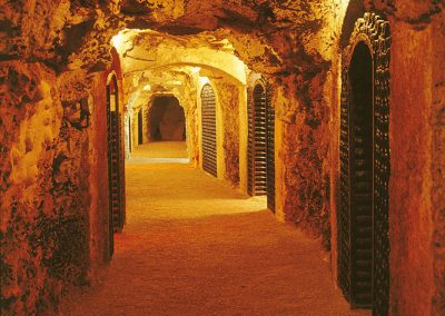 cave chinon